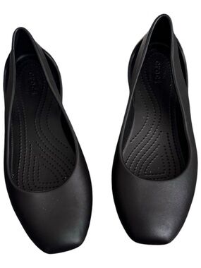 Crocs Sloane Ballet Flats Women's Size 9 Black Slip On Comfort Shoes